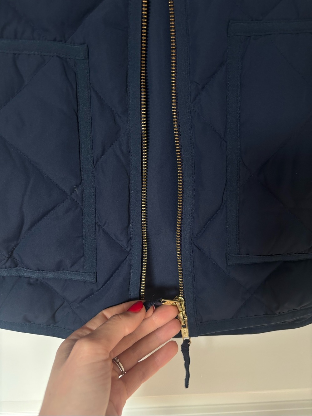 Vest - Picture 4 of 6